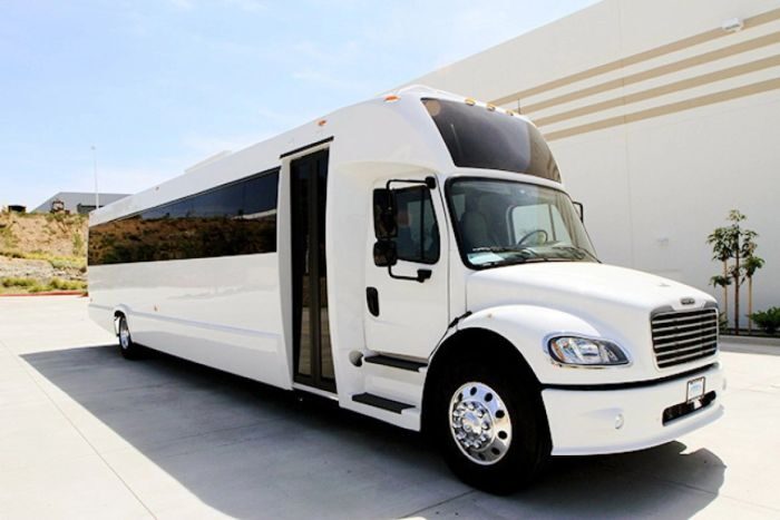 White limo bus – Cheyenne limo service